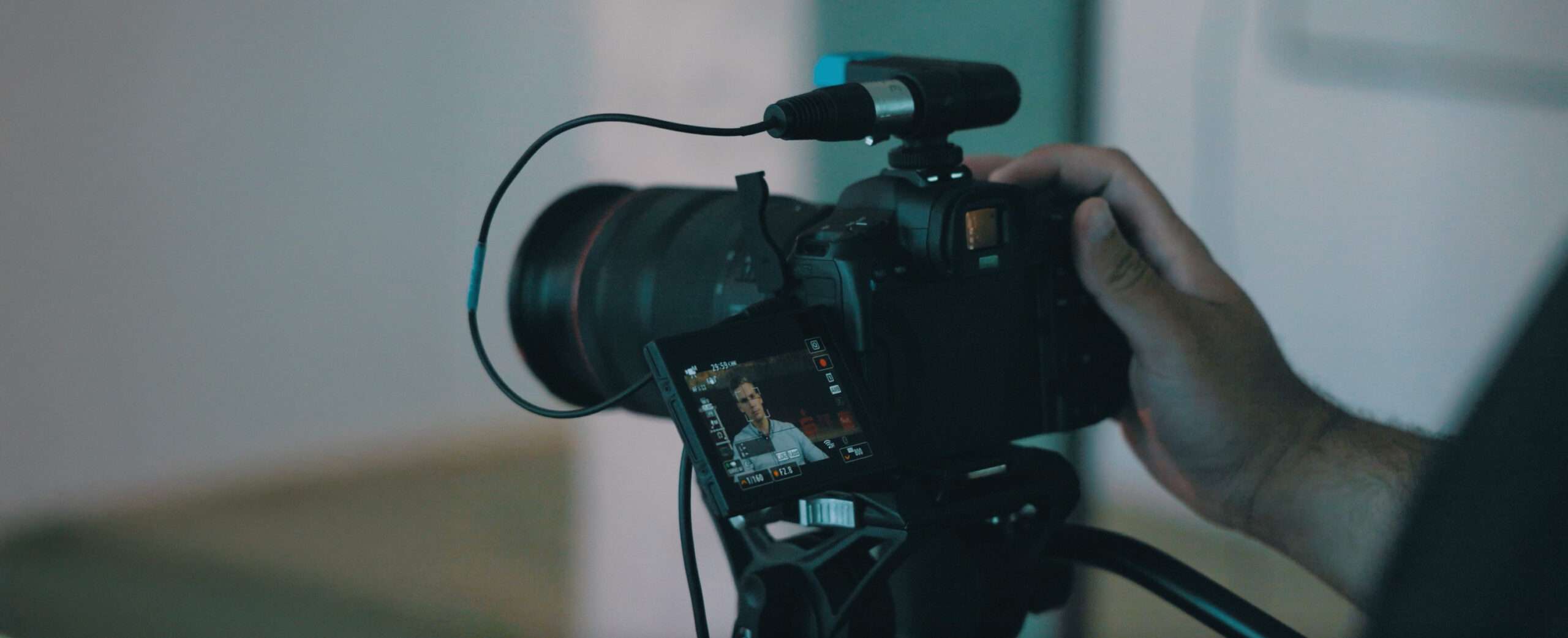 Mehr Kundenanfragen durch überzeugende Testimonial-Videos!